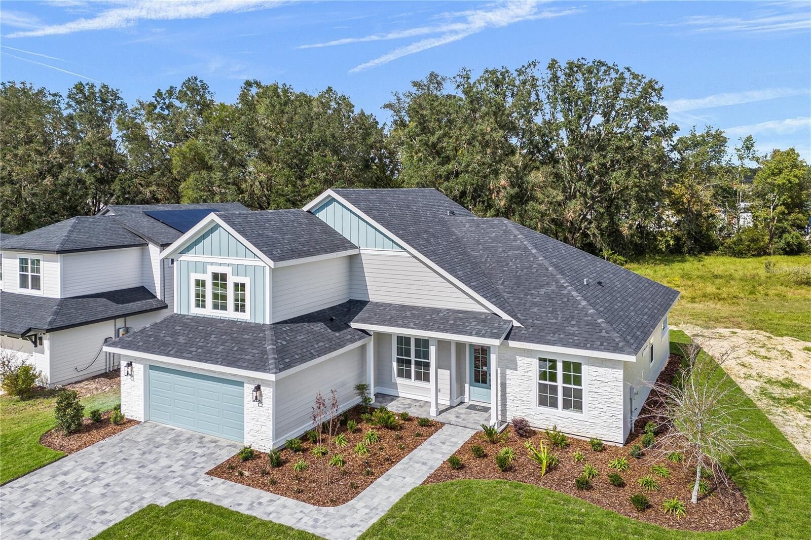Property Photo: 14542 SW 4th Place FL 32669
