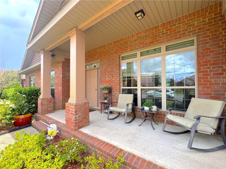 Property Photo: 223 Paradise Palm Circle FL 32536