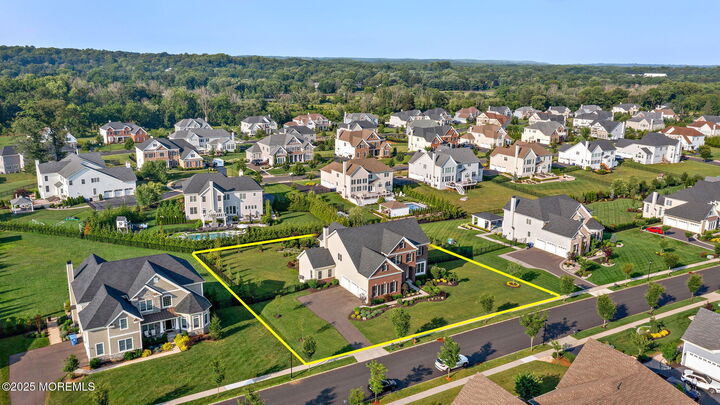 Property Photo:  32 Waterford Way  NJ 07738 
