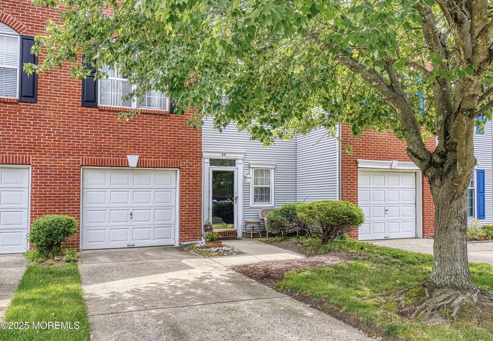 Property Photo: 25 William Penn Circle NJ 08055