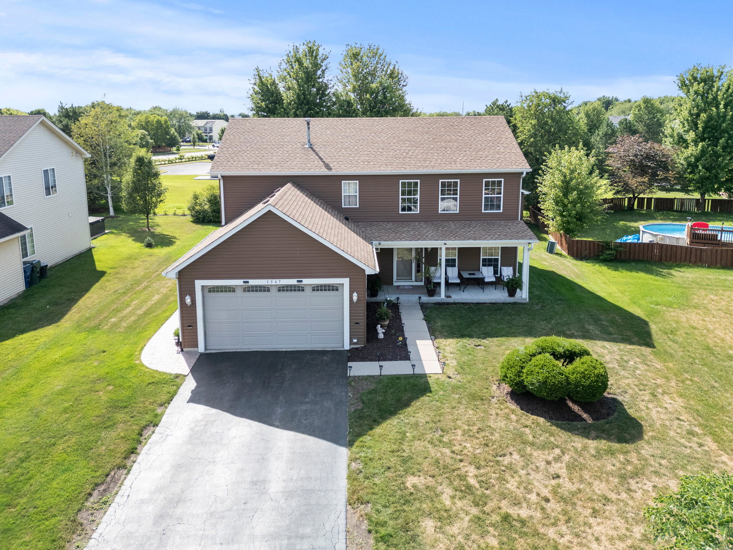 Property Photo: 1567 Marigold Lane IL 60447