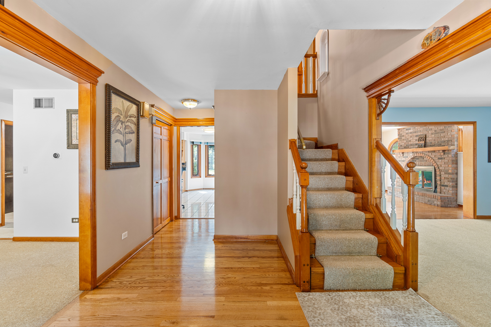 Property Photo:  130 Hill Court  IL 60185 