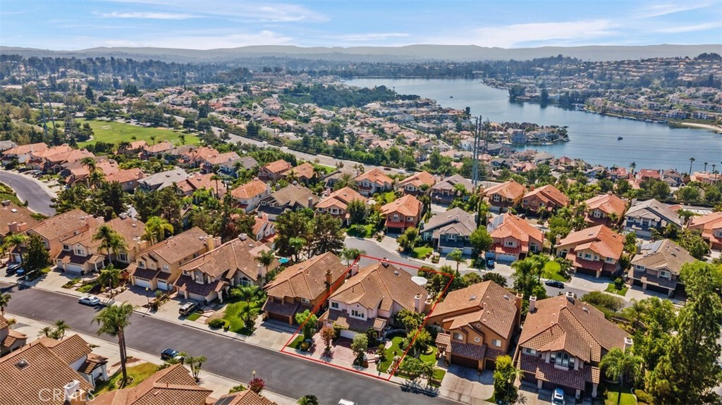 Property Photo:  22401 Bayberry  CA 92692 