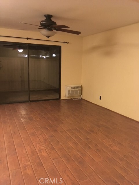Property Photo: 275 Streamwood CA 92620
