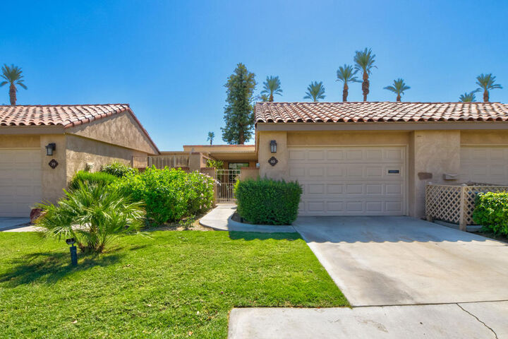 Property Photo:  40 Sunrise Drive  CA 92270