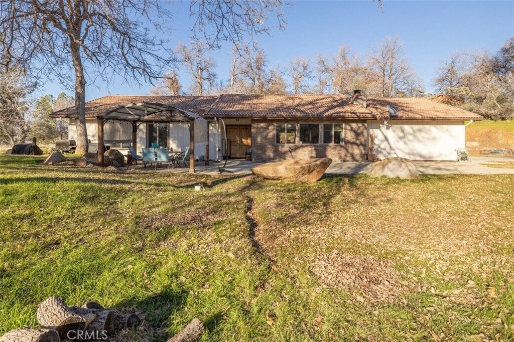 Property Photo: 36820 Mudge Ranch Road CA 93614