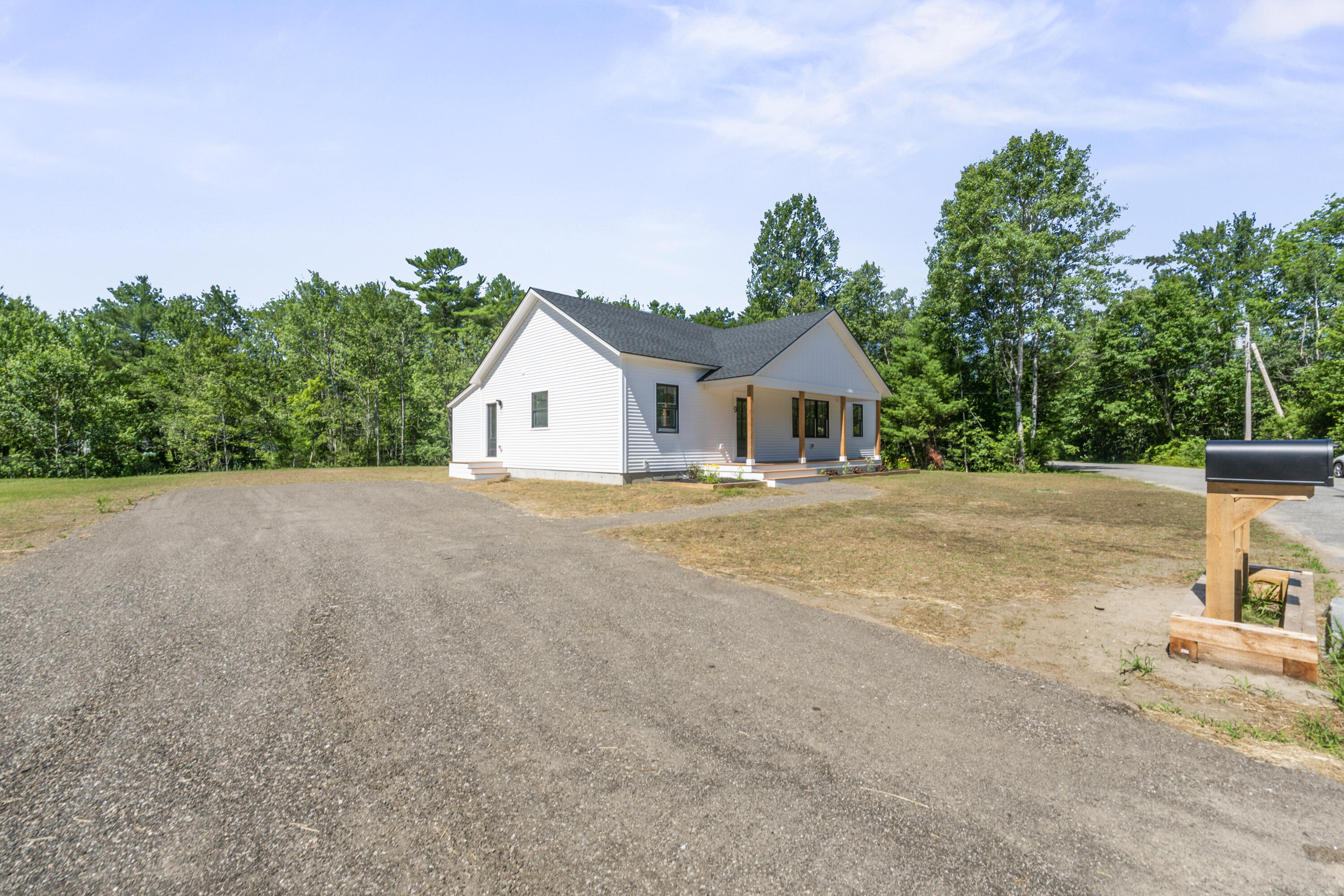 Property Photo:  9 Emery Street  ME 04250 