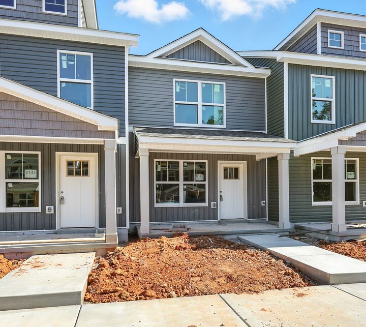 Property Photo: 145 Quarry Point Dr D-145 TN 37043