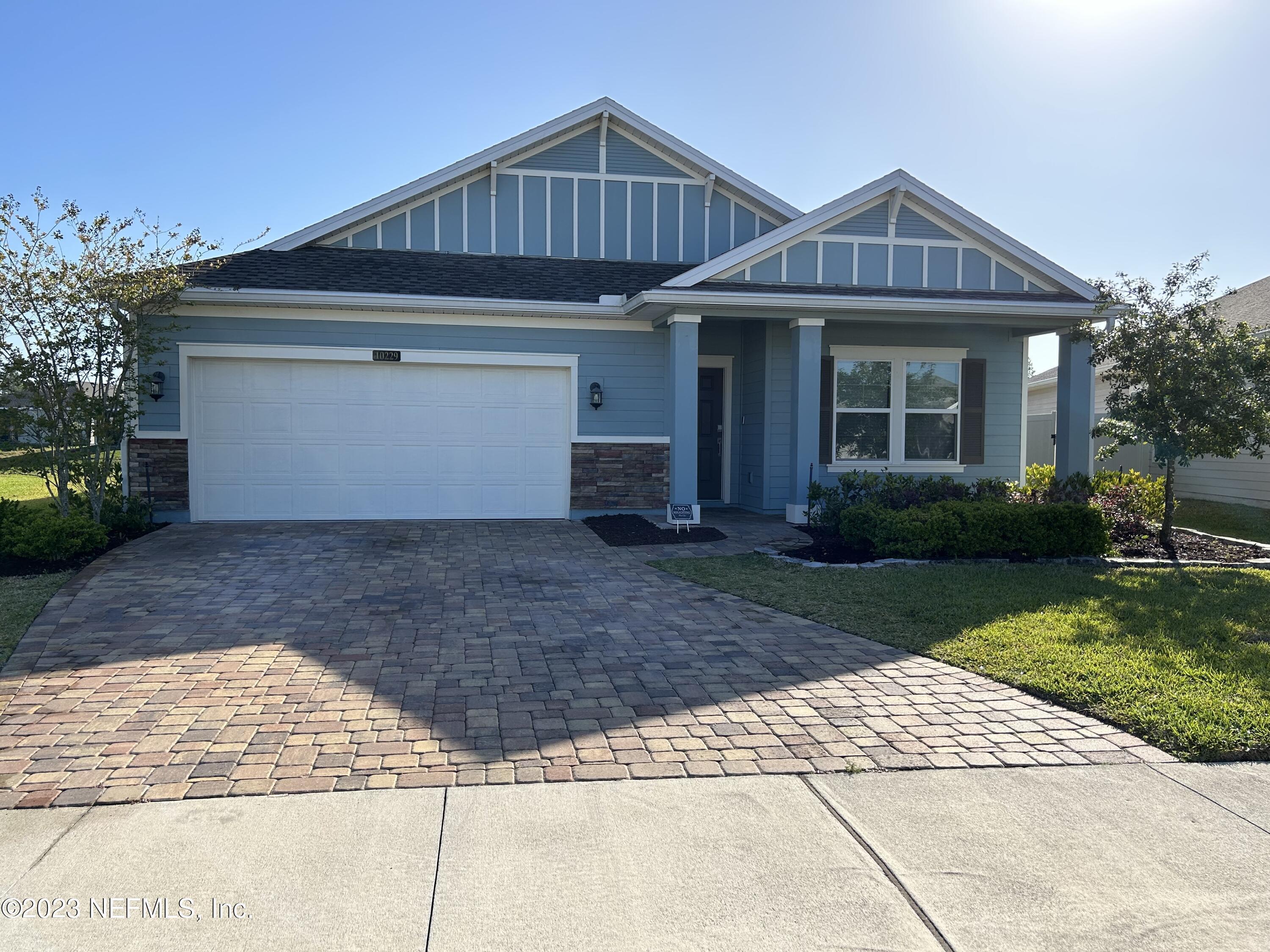 Property Photo: 10229 Powell Creek Court FL 32222