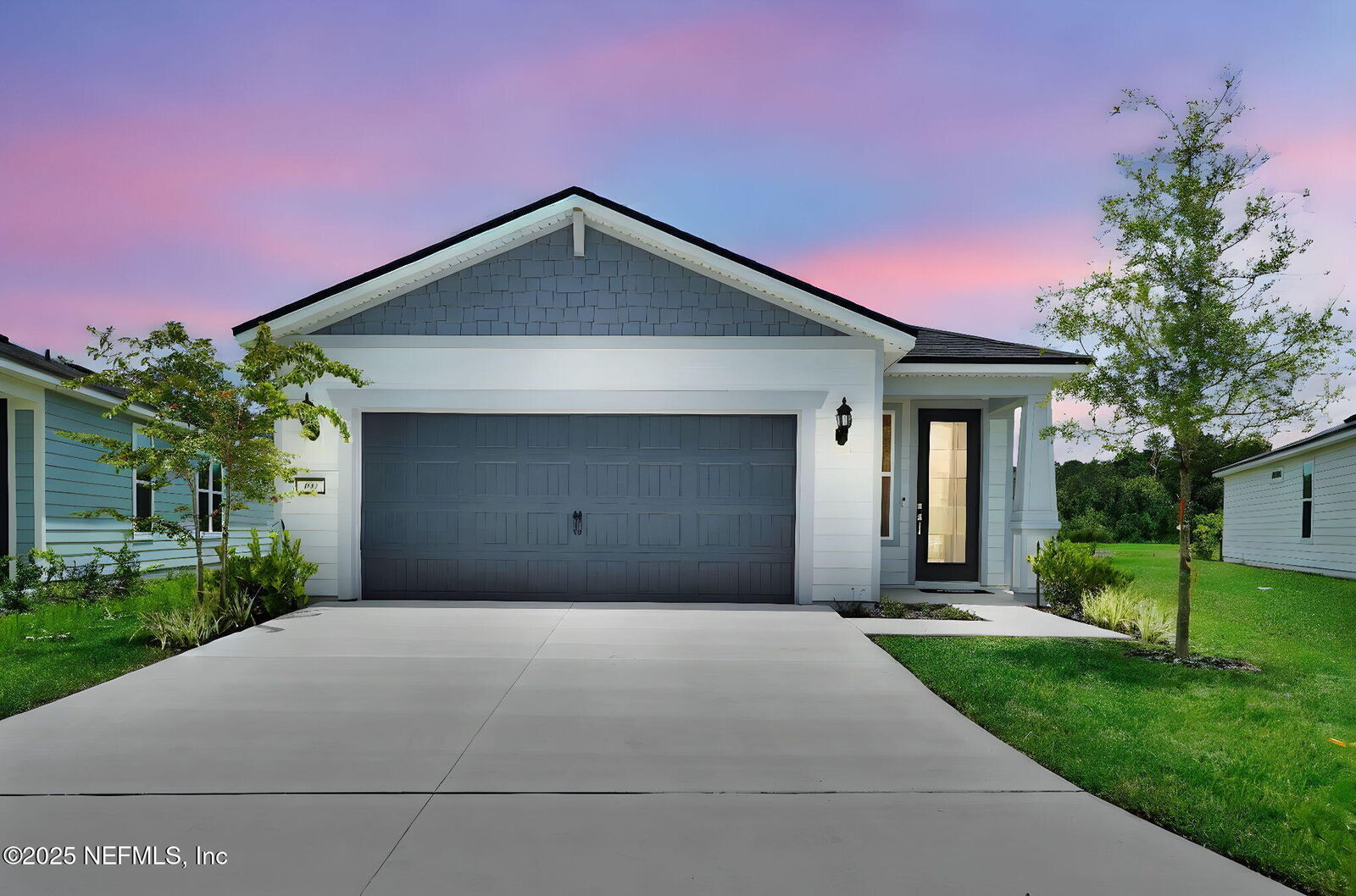 Property Photo:  193 Fairlake Circle  FL 32092 