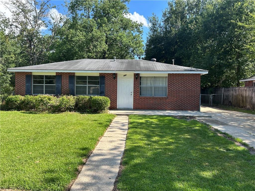 Property Photo: 347 Oriole Drive LA 70458