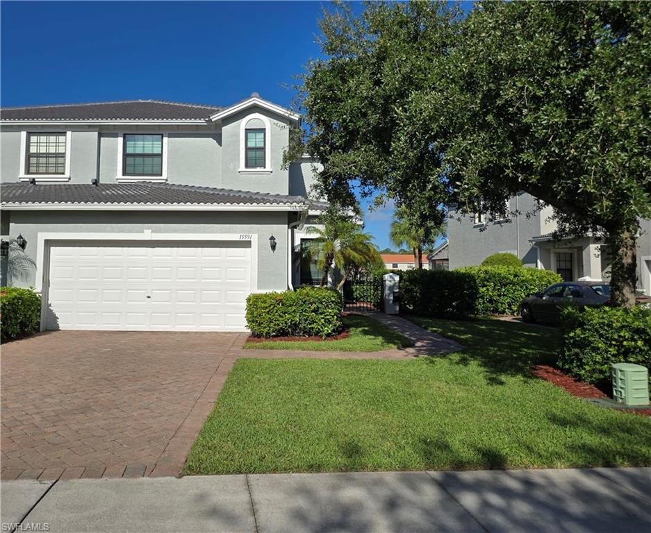 Property Photo:  15591 Summit Place Cir 313  FL 34119 