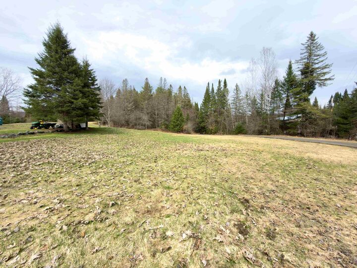 Property Photo:  31 Privacy Lane  VT 05824 
