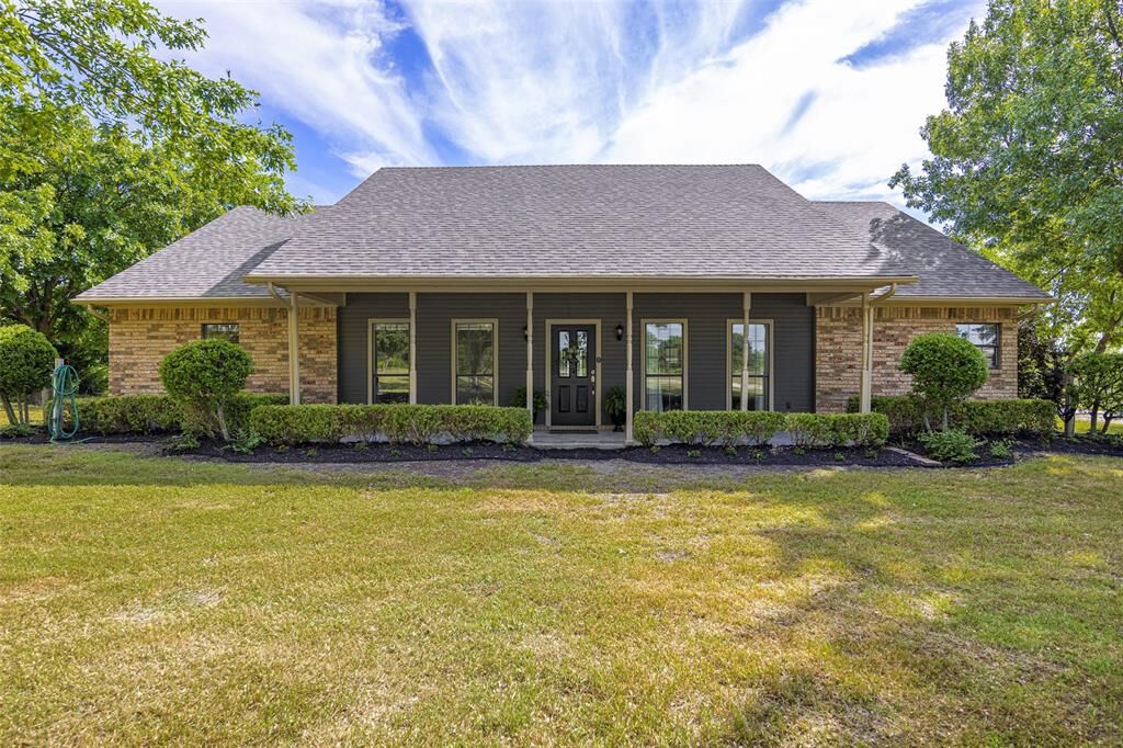 Property Photo: 8214 S Fm 548 TX 75189