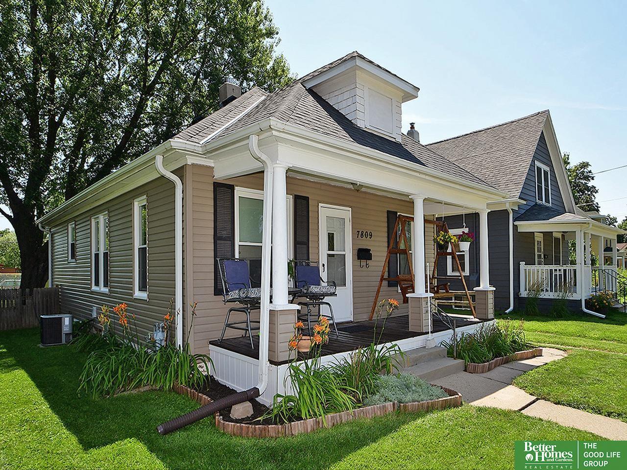 Property Photo: 7809 N 28th Avenue NE 68112