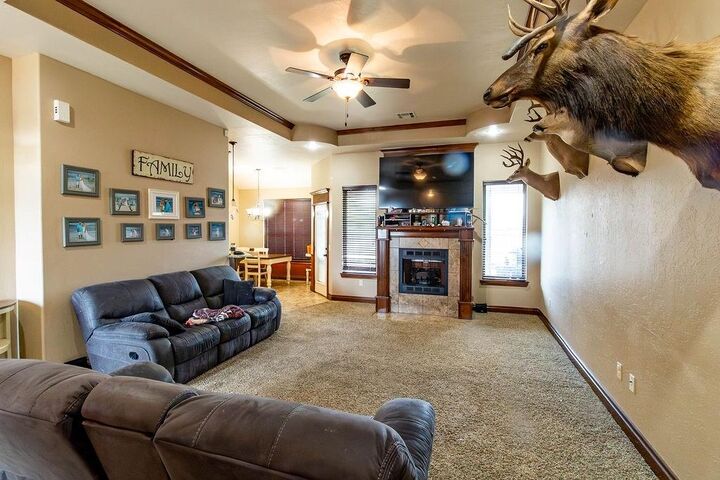 Property Photo:  1414 Limestone Way  OK 73538 