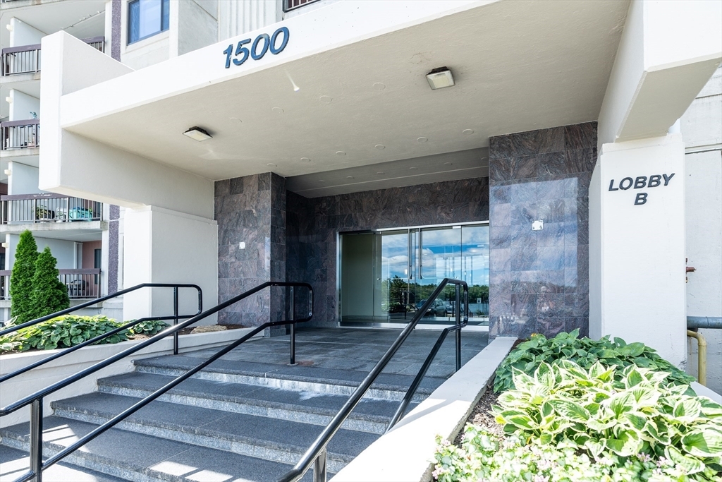 Property Photo: 1500 Worcester Rd 217 MA 01702