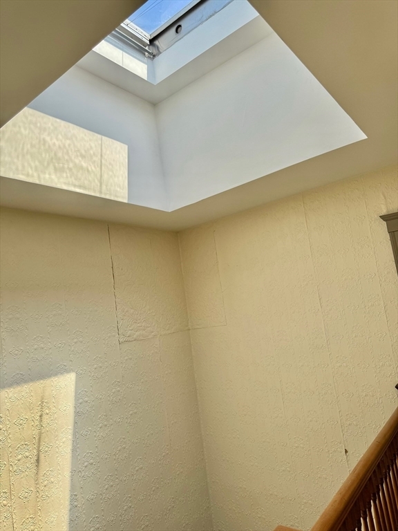 Property Photo:  6 Newport Road 8  MA 02140 