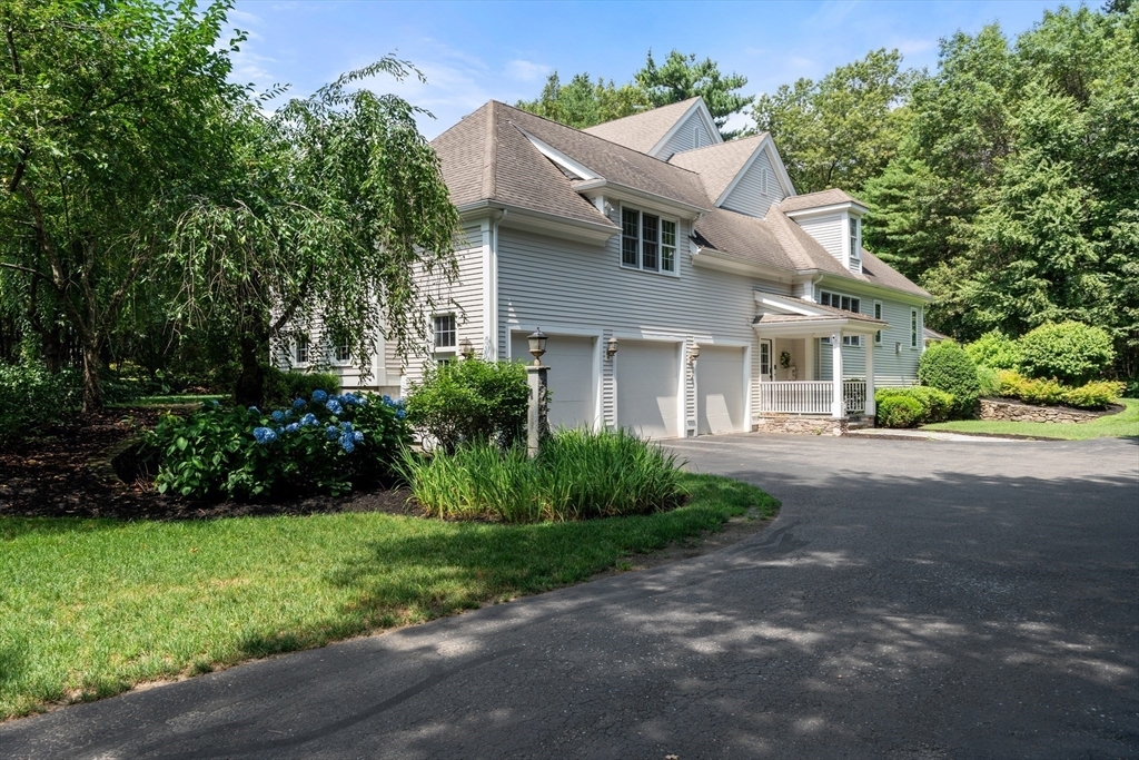 Property Photo: 114 Fox Run Rd MA 01740
