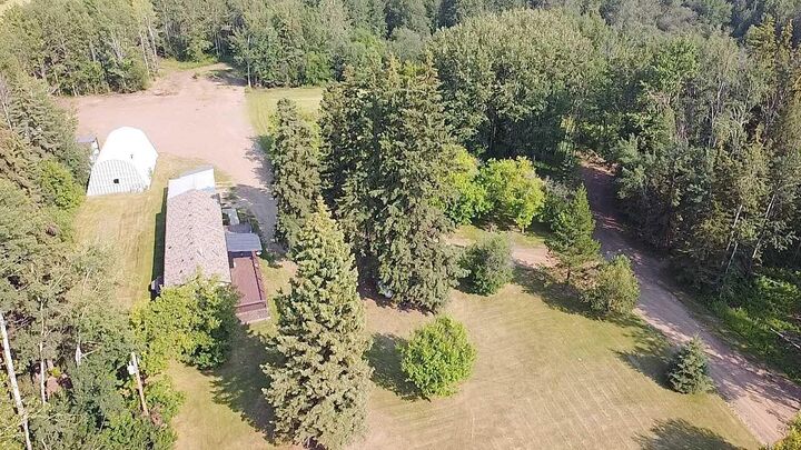 Property Photo:  670051A Highway 813  AB T9S 2A6 