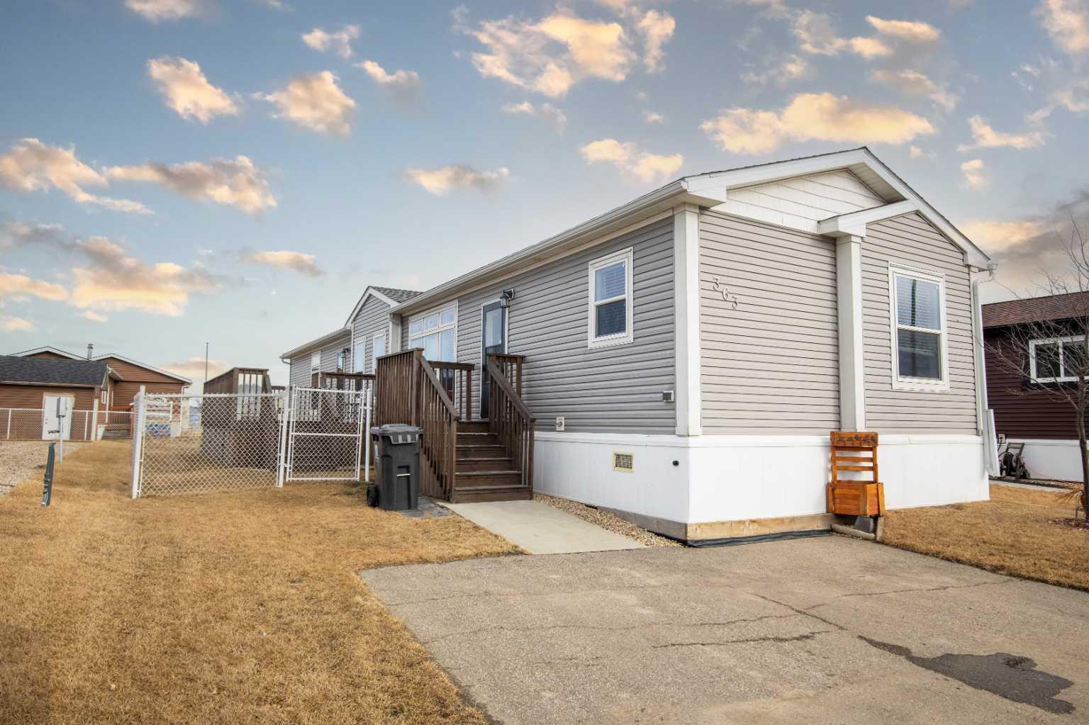 10615 88 Street 363  Grande Prairie AB T8X 1P5 photo