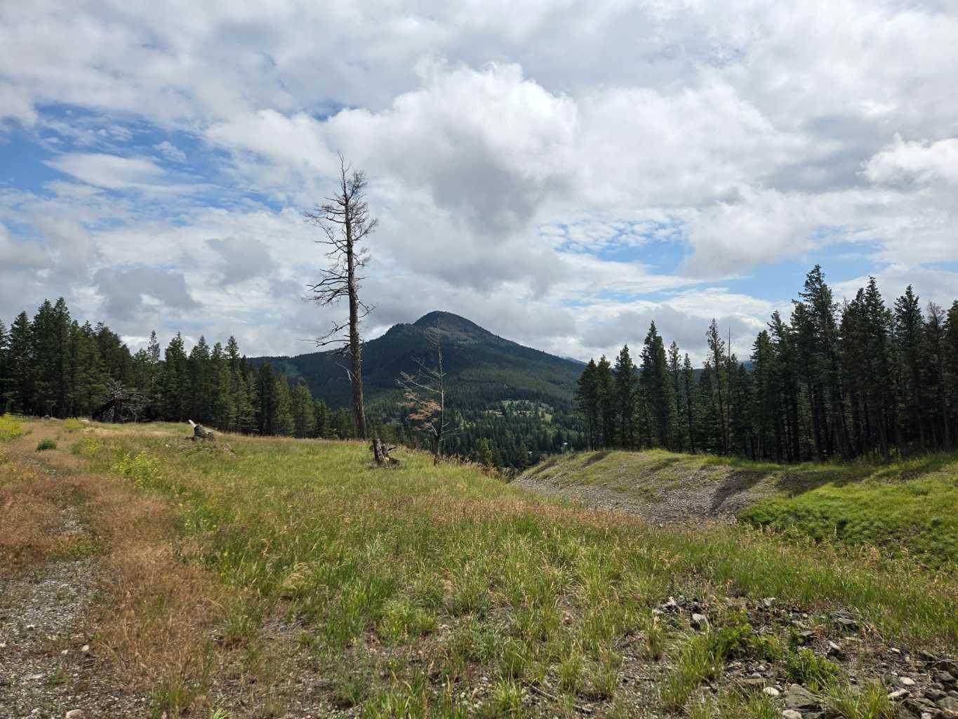 Property Photo: 5302 19th Avenue Unit 4 AB T0K 0M0