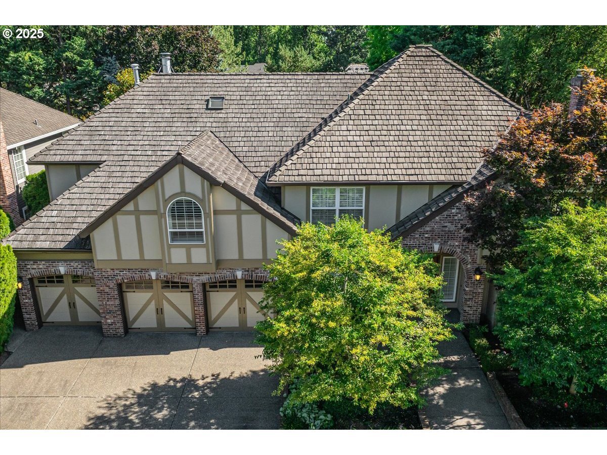 Property Photo:  5094 Denton Dr  OR 97035 