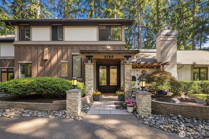 3720  131st Avenue NE  Bellevue WA 98005 photo