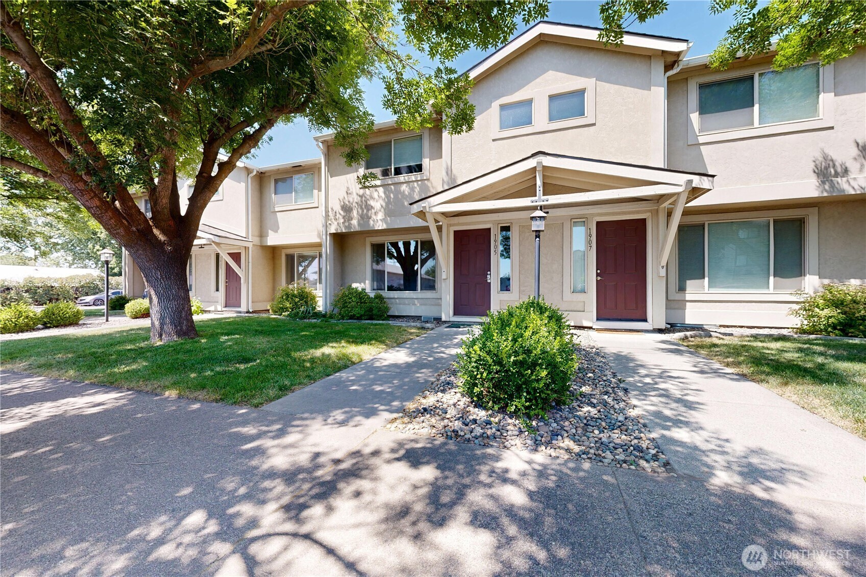 Property Photo: 1905 Melrose Street WA 99362