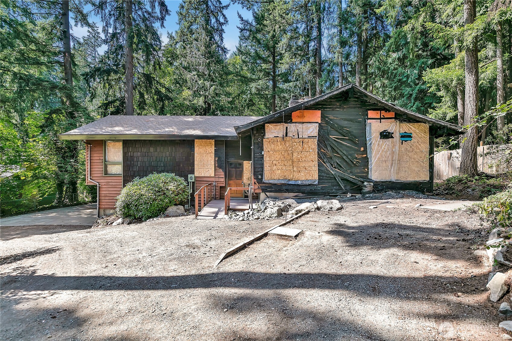 Property Photo: 8501 121st Street E WA 98373