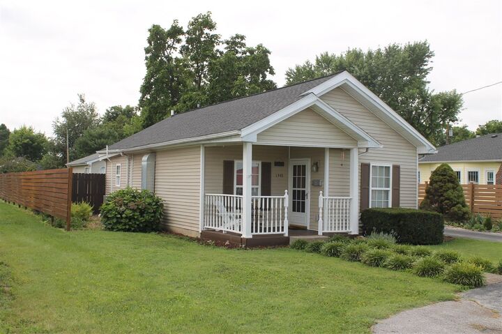 Property Photo: 1448 Magnolia Street KY 42101