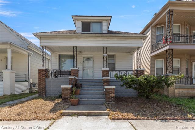 Property Photo:  2328 Zinow Street  MI 48212 