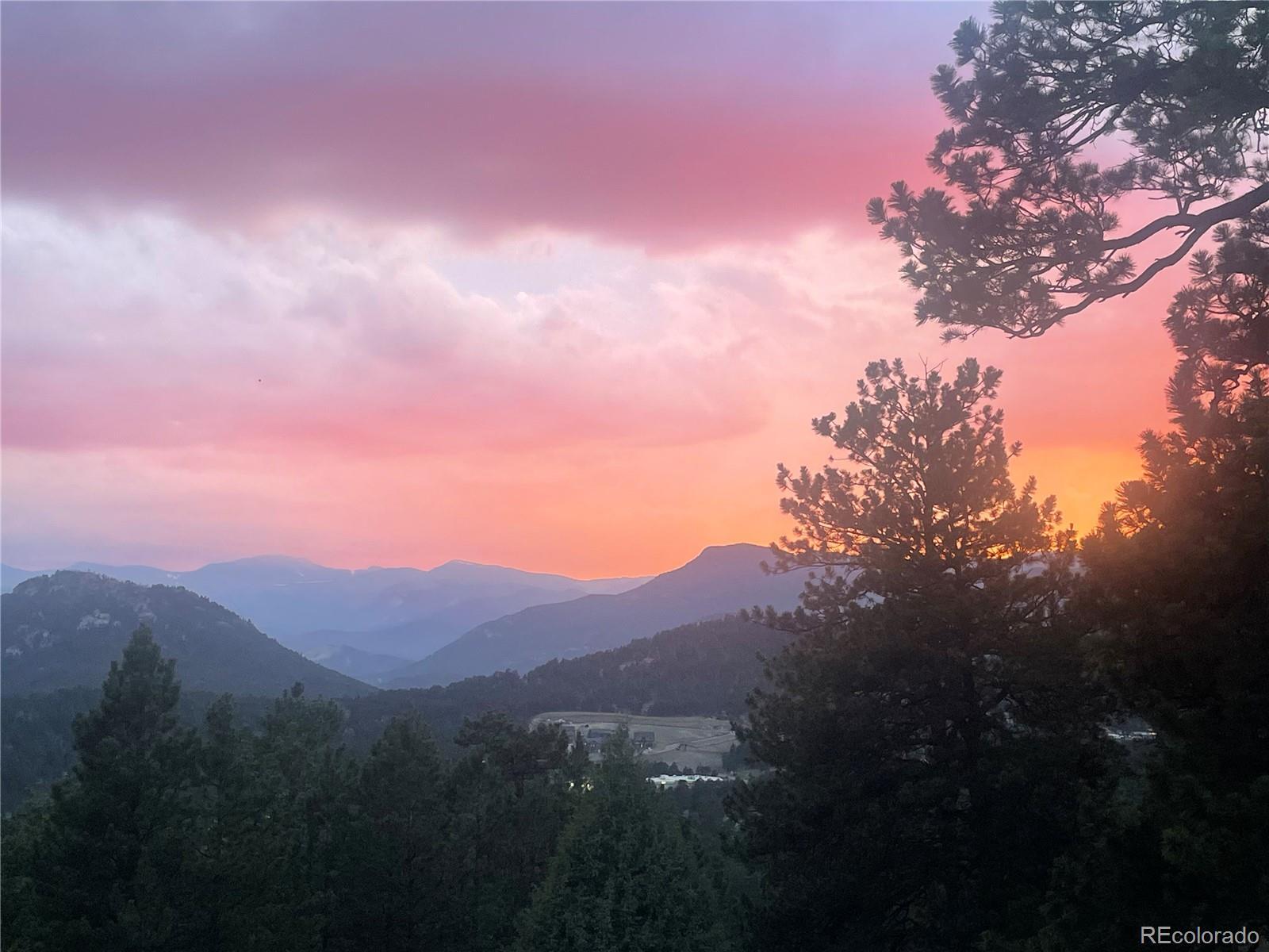 Property Photo:  3876 Ridge Road  CO 80439 
