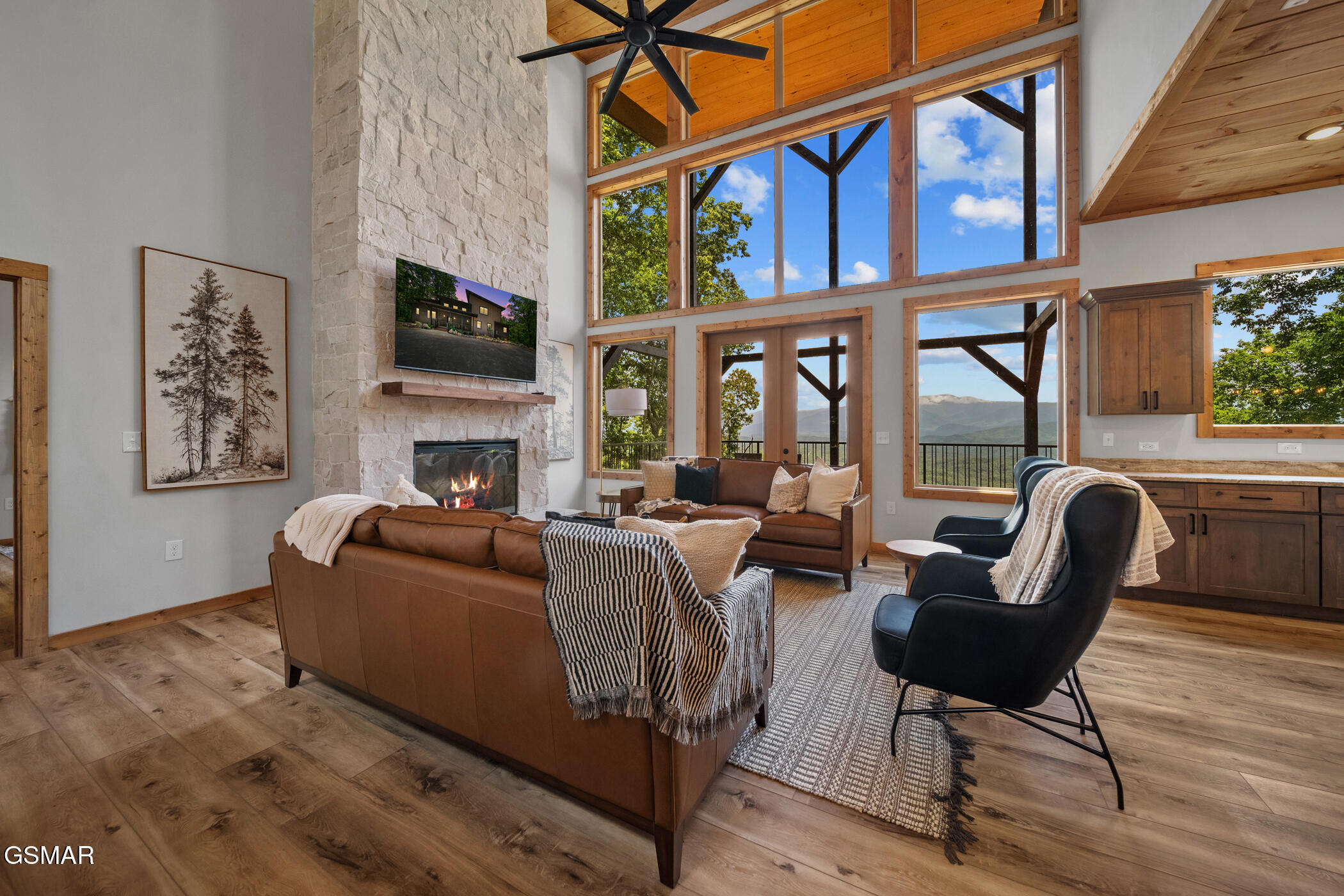 Property Photo: 1874 Mountain Ash Way TN 37862