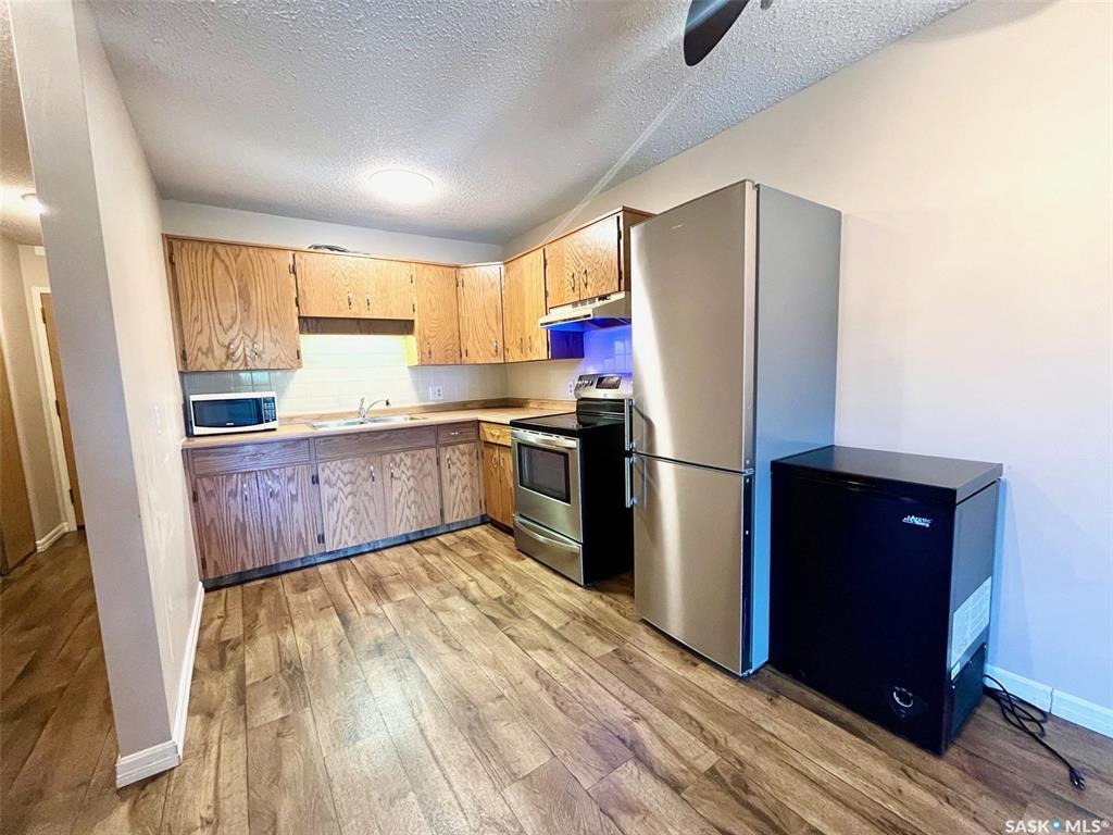 Property Photo: 314 11th Street E 205 SK S6V 1A5