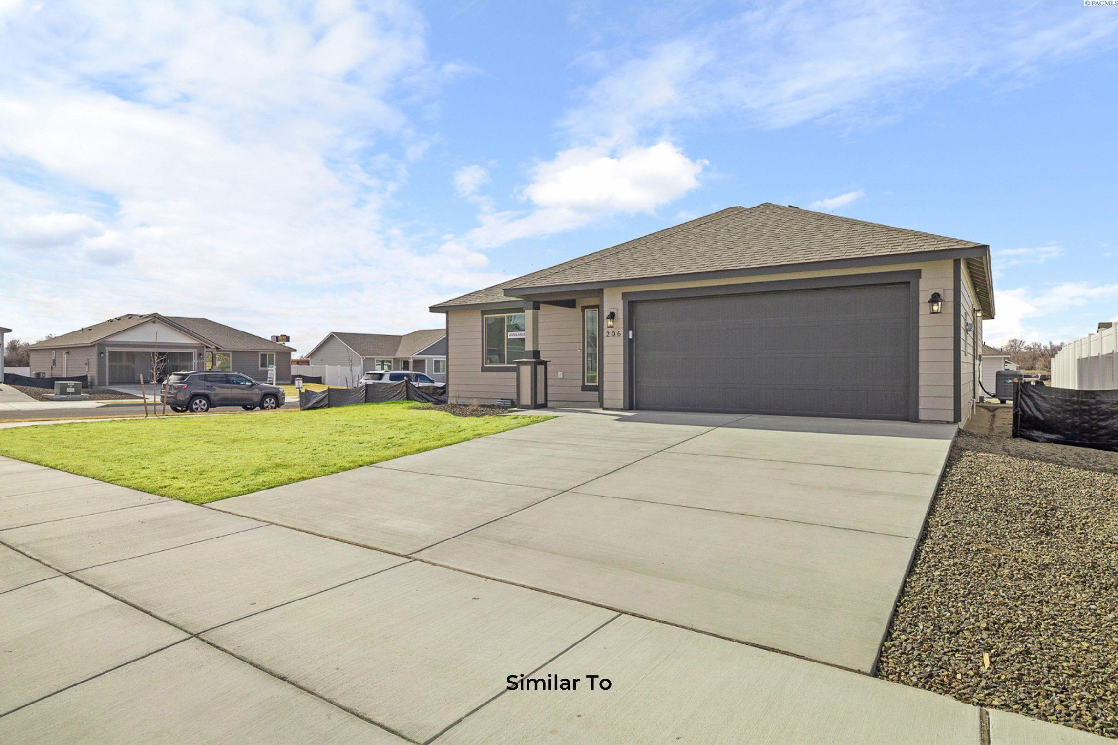 Property Photo: 6218 W 28th Ave WA 99338