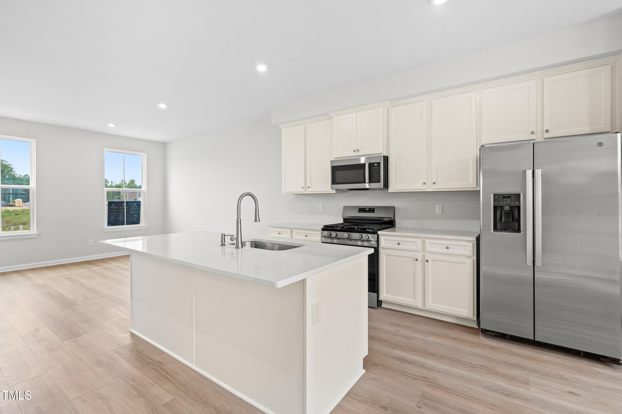 Property Photo: 609 Silverado Sunset Loop NC 27591