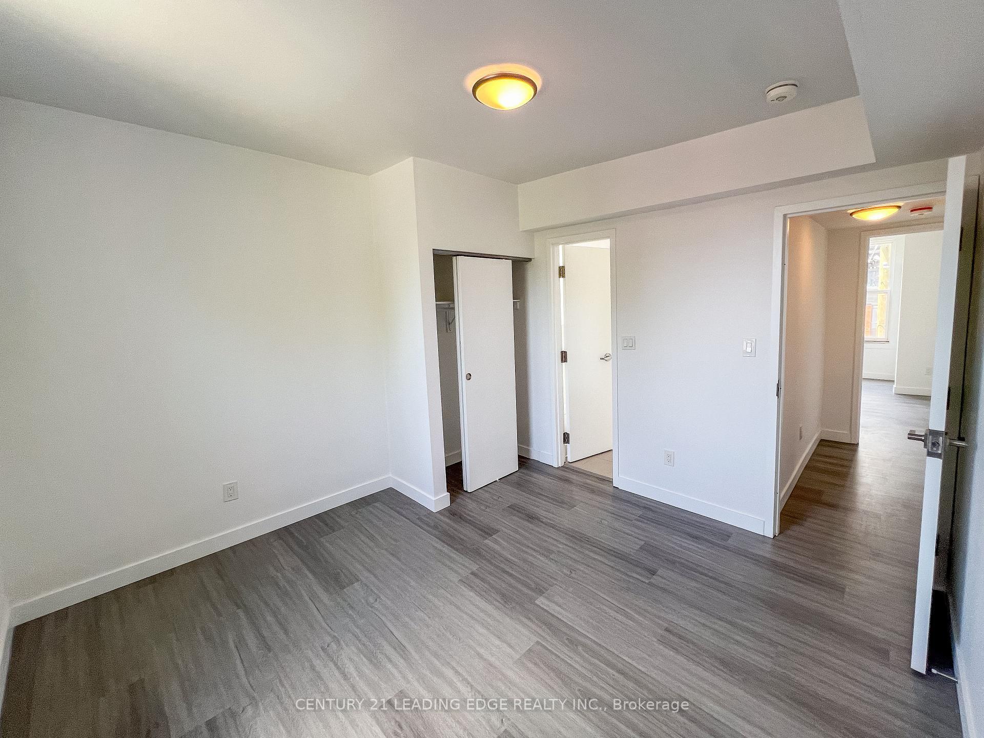Property Photo: 1A Leonard Avenue 1 ON M5T 2P8