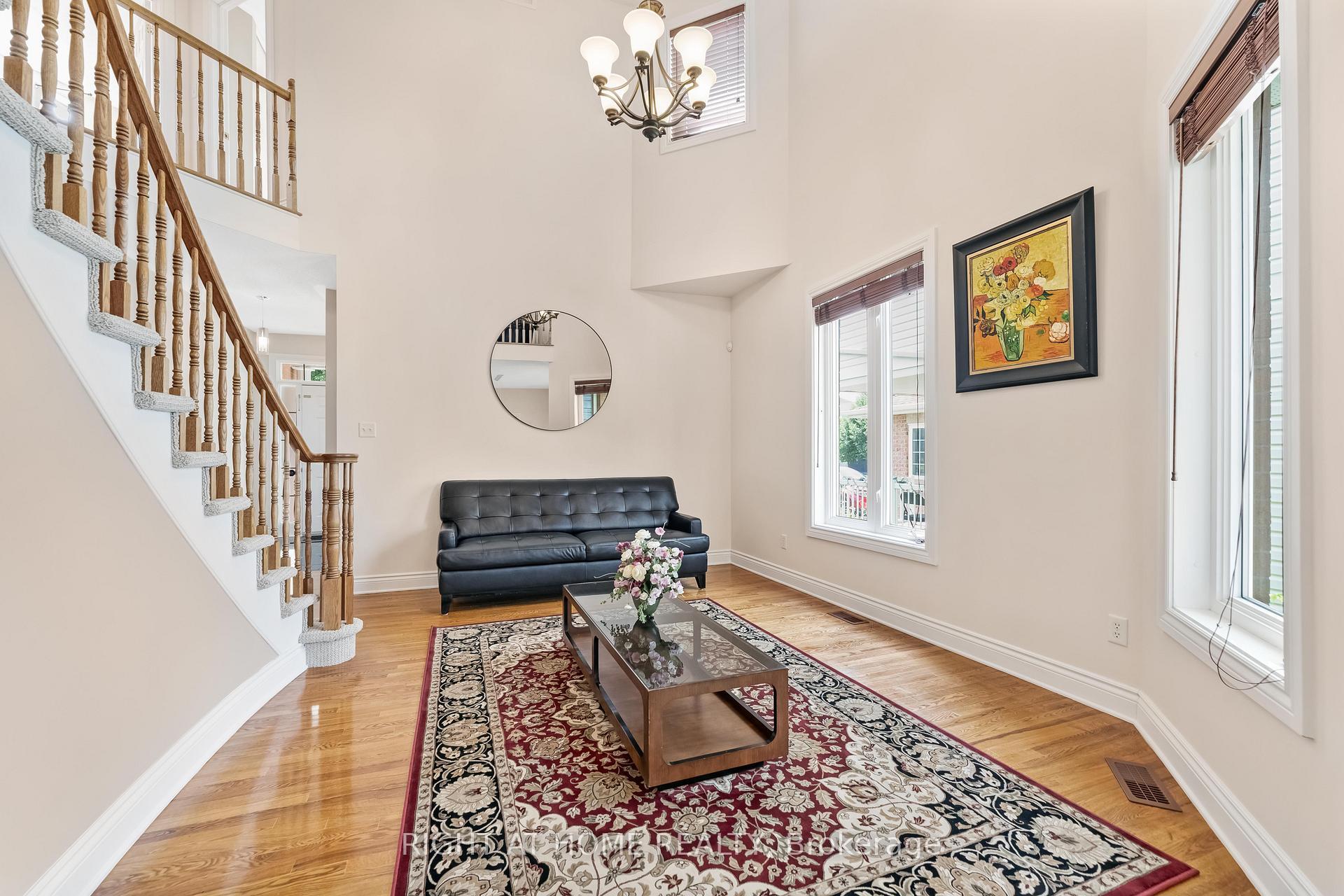 Property Photo: 409 Beatrice Drive ON K2J 4W9