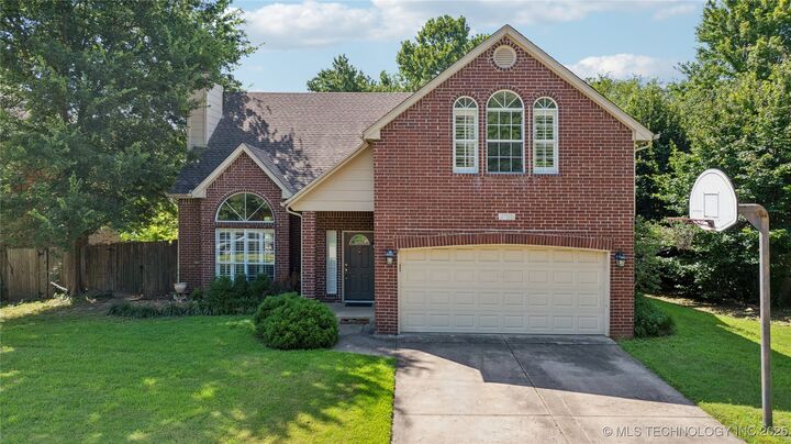 Property Photo:  3725 W Freeport Street  OK 74012 