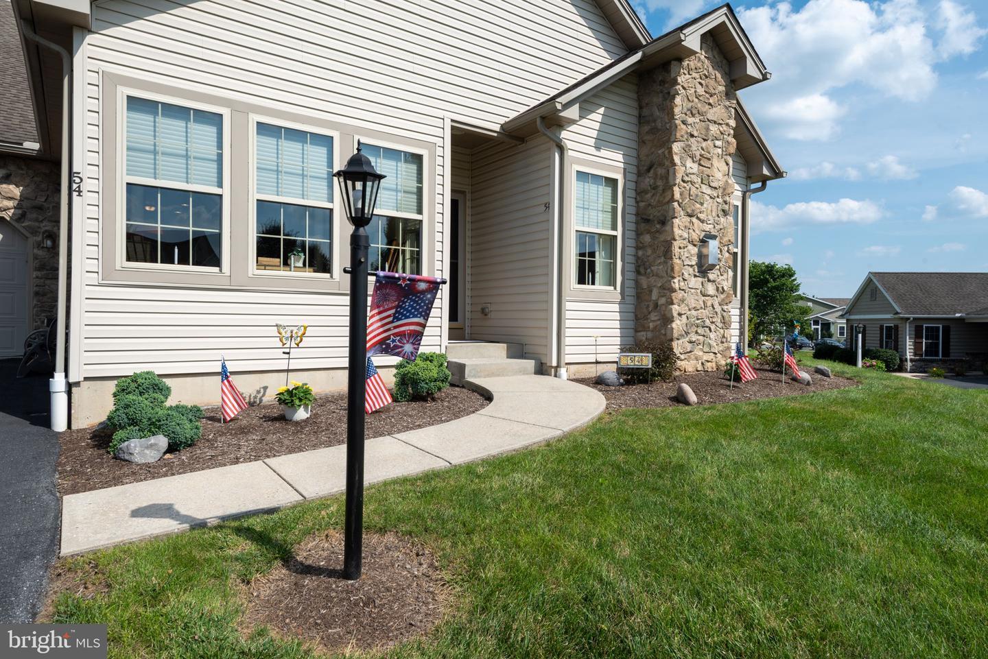 Property Photo: 54 S Village Circle PA 17078