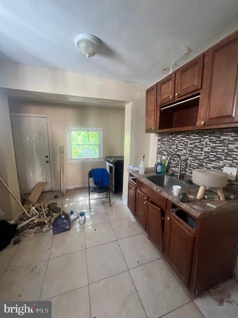 Property Photo: 2265 N Cleveland Street PA 19132