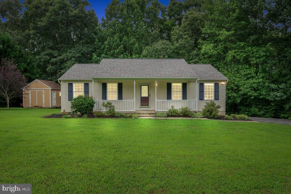 Property Photo:  38213 Dublin Court  MD 20659 