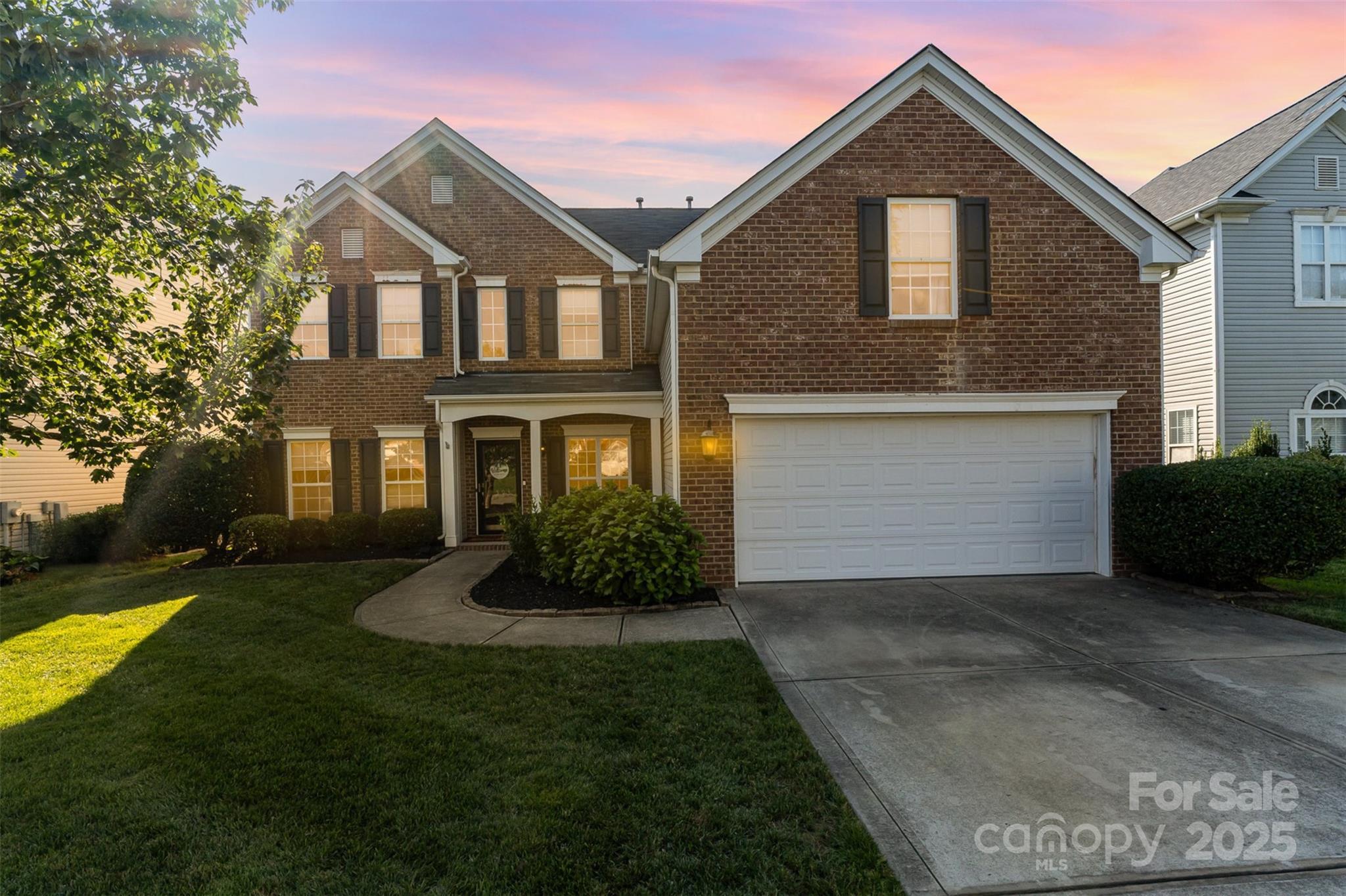 Property Photo: 1593 Dartmoor Avenue NW NC 28027