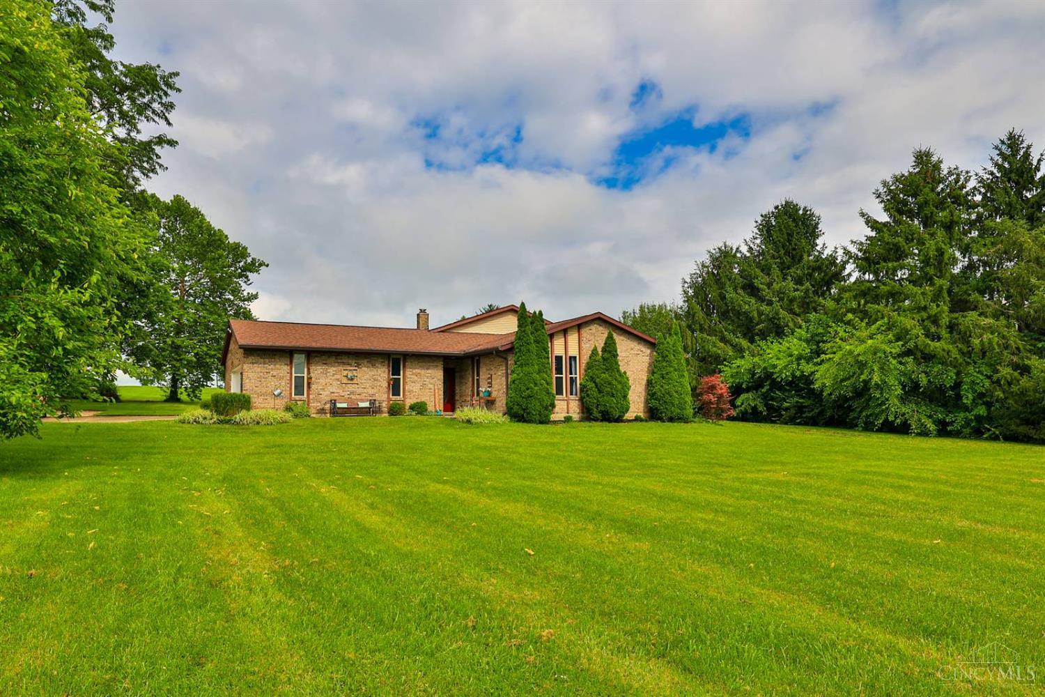 Property Photo:  4135 Race Lane Road  OH 45053 