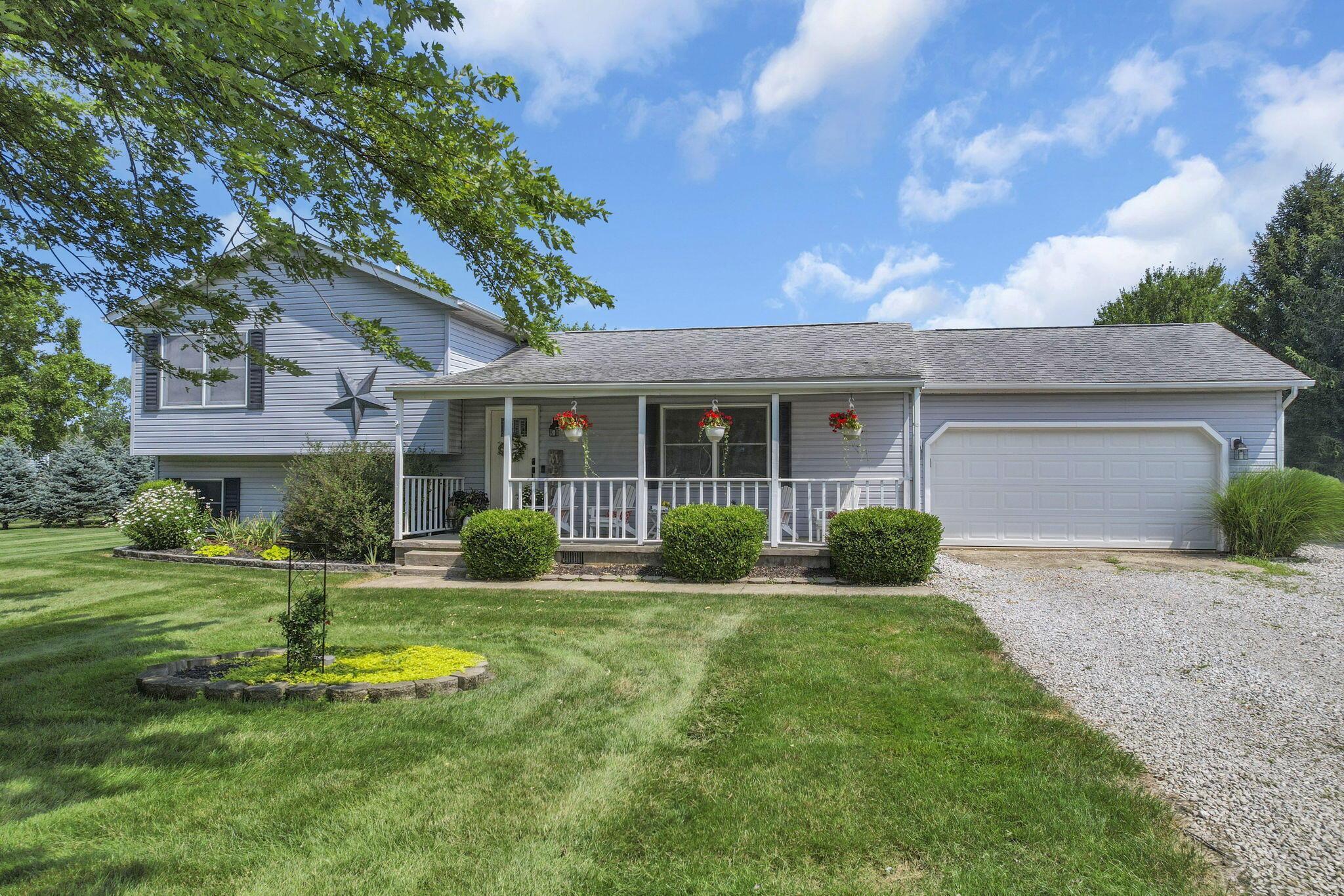 Property Photo:  5826 Blacks SW Road  OH 43062 