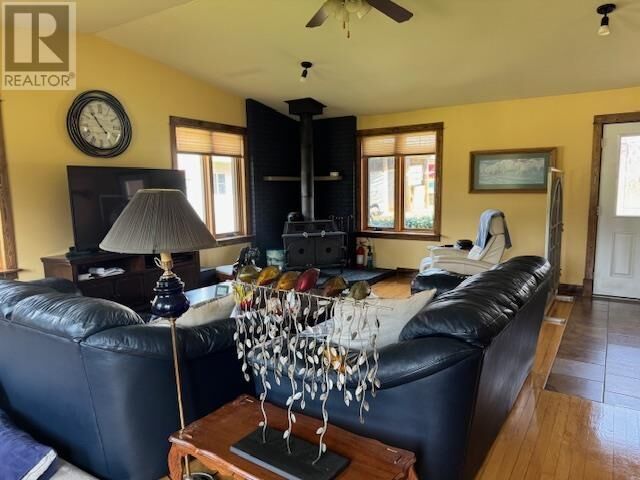 Property Photo:  327 Calvert Rd  ON P0G 2G0 