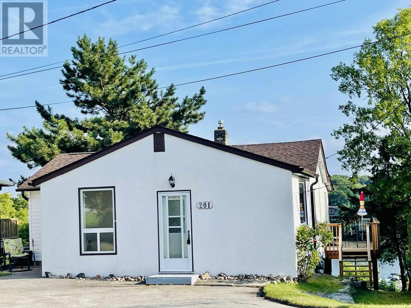 201 Government Rd  Keewatin ON P0X 1C0 photo