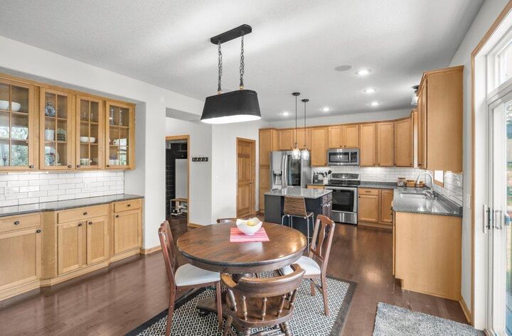 Photo de la propriété: 1823 Red Oak Ridge MN 55315