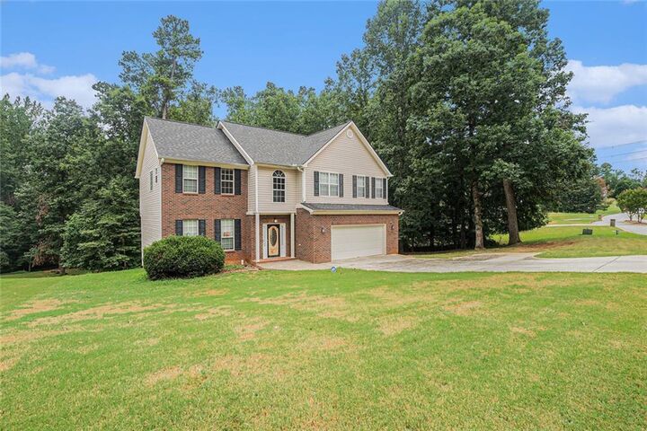 Property Photo:  1224 Falls Creek Court  GA 30094 